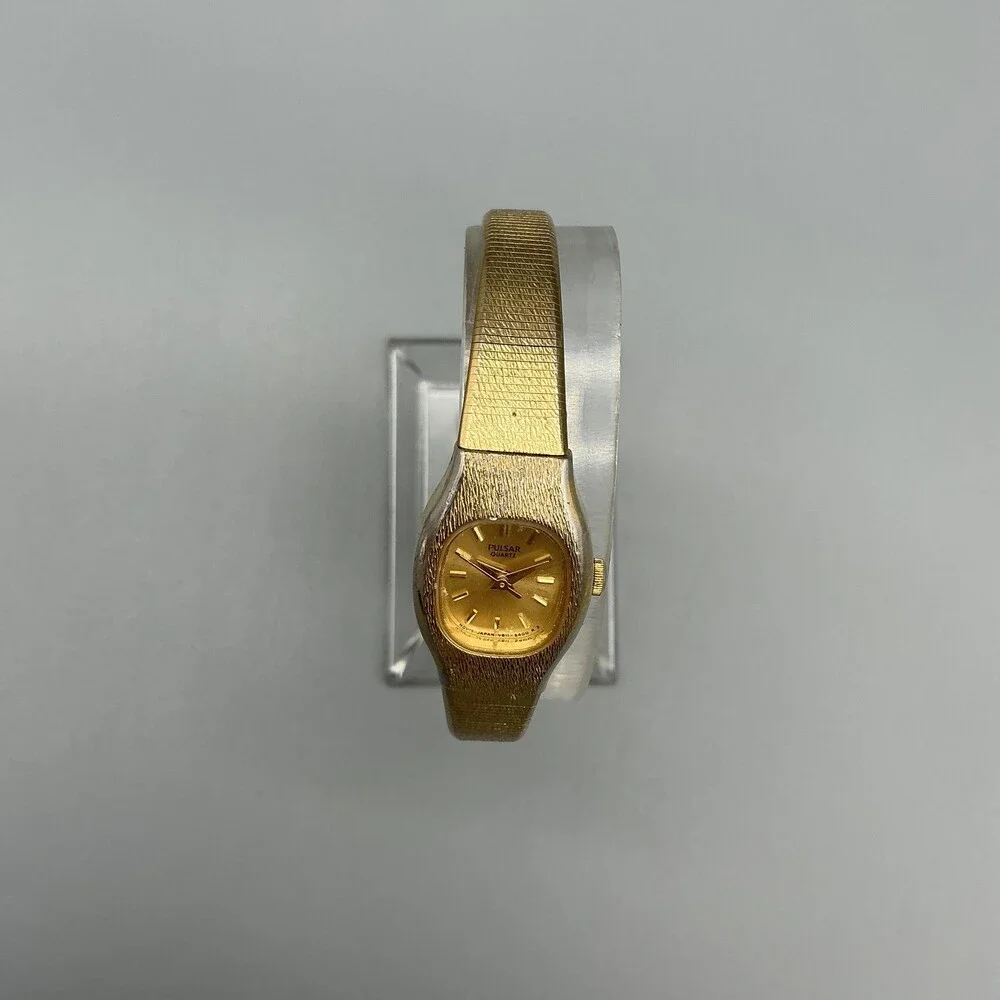 Vtg Pulsar Womens Watch 17mm Gold Tone Bracelet V811-5880 New Battery 6.75